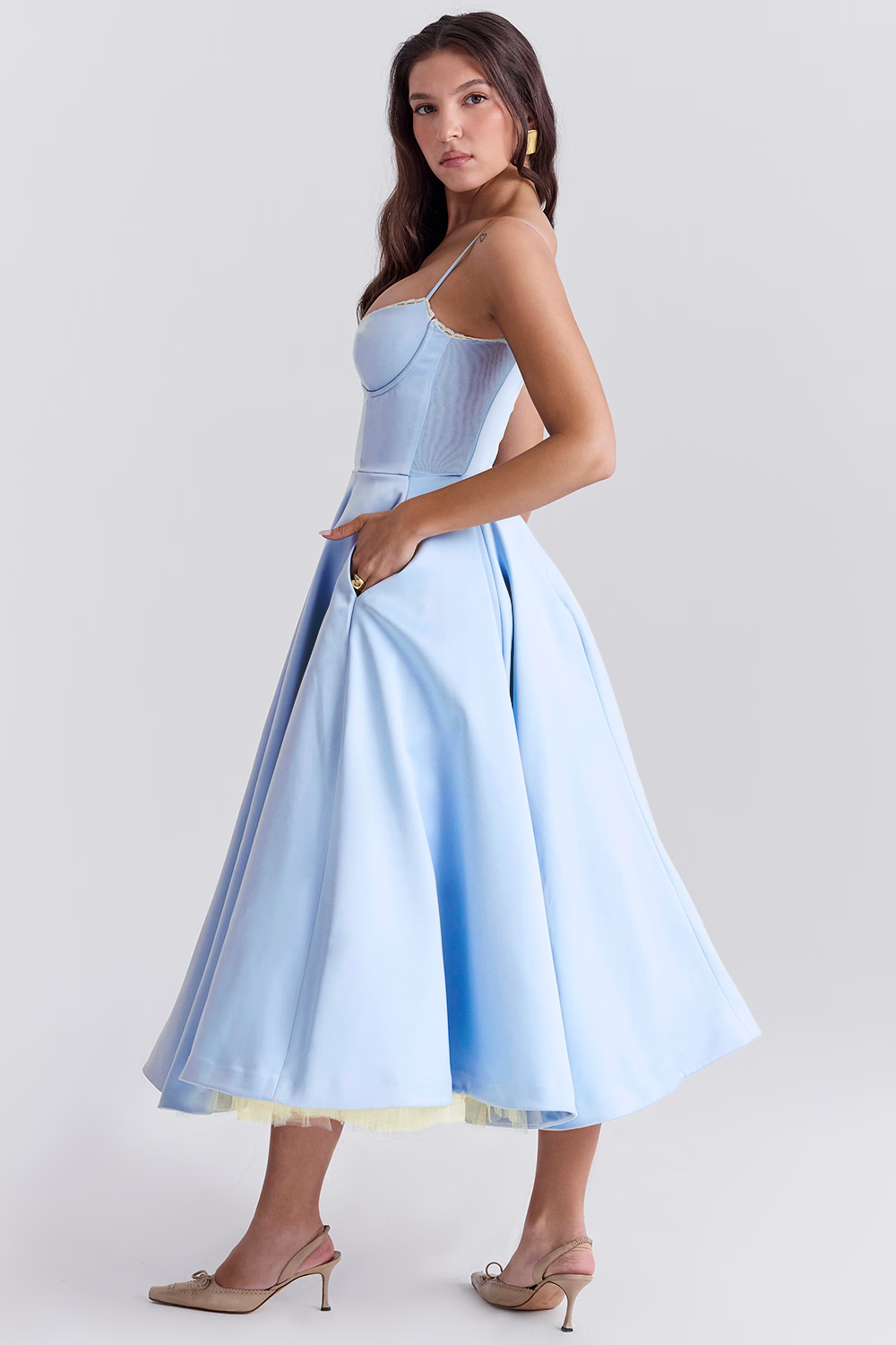 Elegante vestido de fiesta midi para mujer para ceremonias y eventos especiales