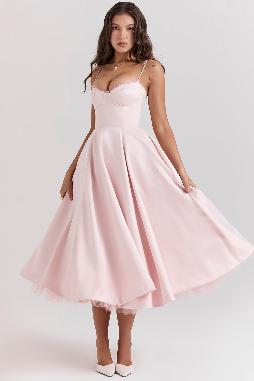 Elegante vestido de fiesta midi para mujer para ceremonias y eventos especiales