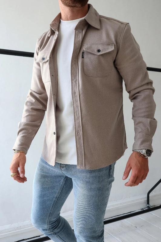 Camicia da Uomo con Bottoni e Tasche Frontali - Stile Casual e Versatile 1