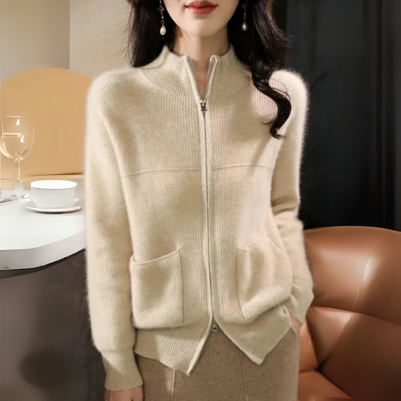 Suéter de Mujer con Cuello Alto y Cremallera en Lana Merino