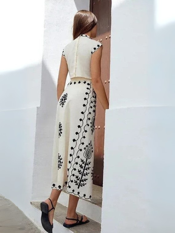 Abito da Donna con Top Senza Maniche e Gonna Stampata