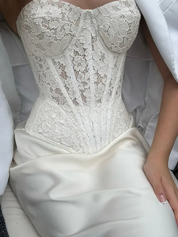 Abito da Donna Elegante a Due Pezzi con Top Senza Spalline e Gonna Slim per Cerimonia