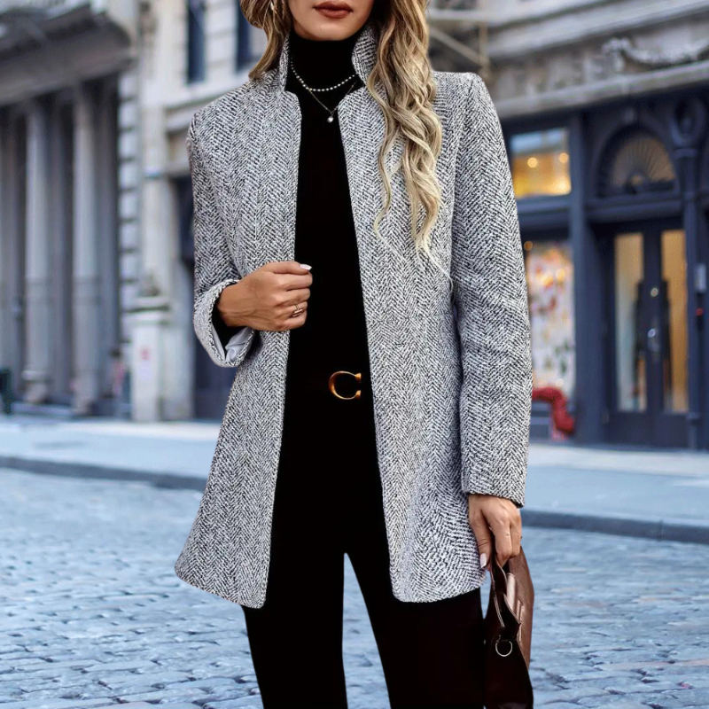 Blazer Donna Elegante Nero con Design Moderno e Versatile – Perfetto per Ufficio e Tempo Libero 0