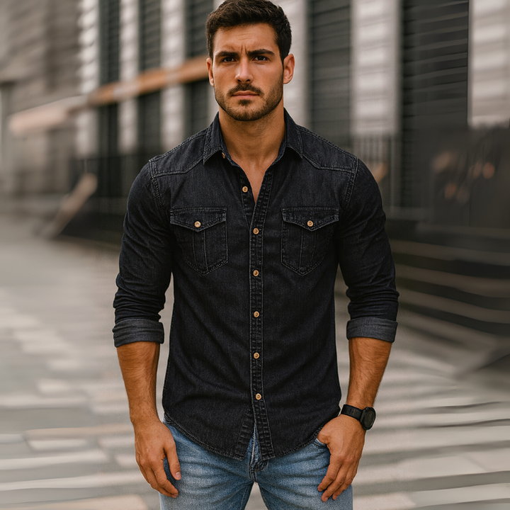 Klassische Herren-Denim-Hemd mit Kragen und Knopfverschluss