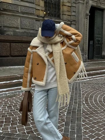 Cappotto Nero Donna Oversize con Design Chic e Versatile per Inverno 6