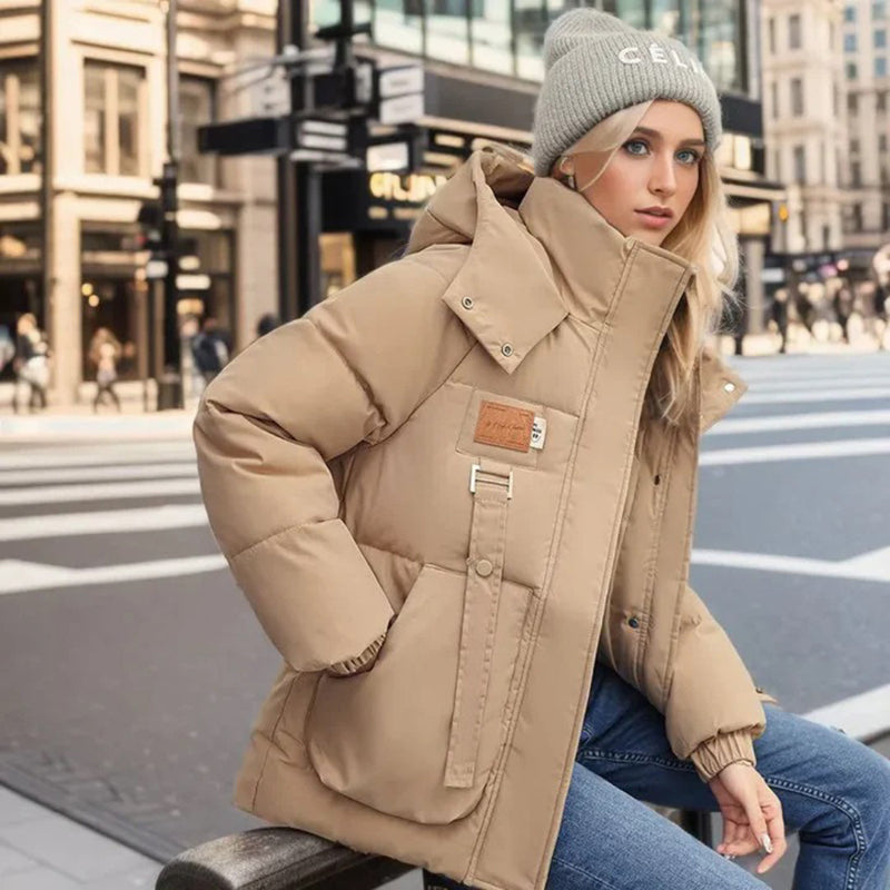 Cappotto da Donna Invernale Impermeabile con Cappuccio e Design Moderno 0