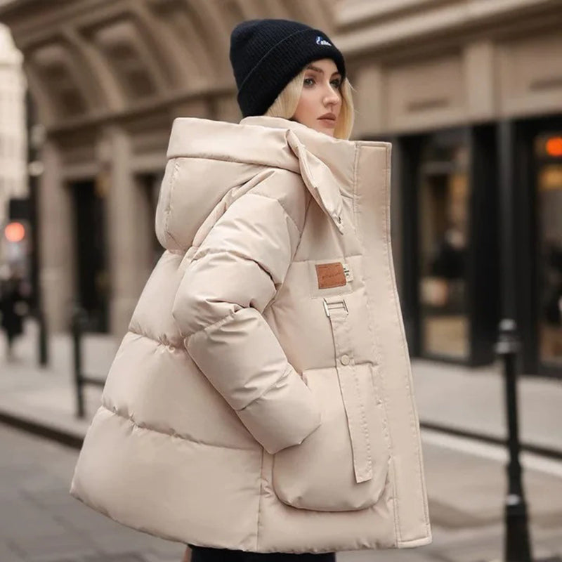 Cappotto da Donna Invernale Impermeabile con Cappuccio e Design Moderno 1