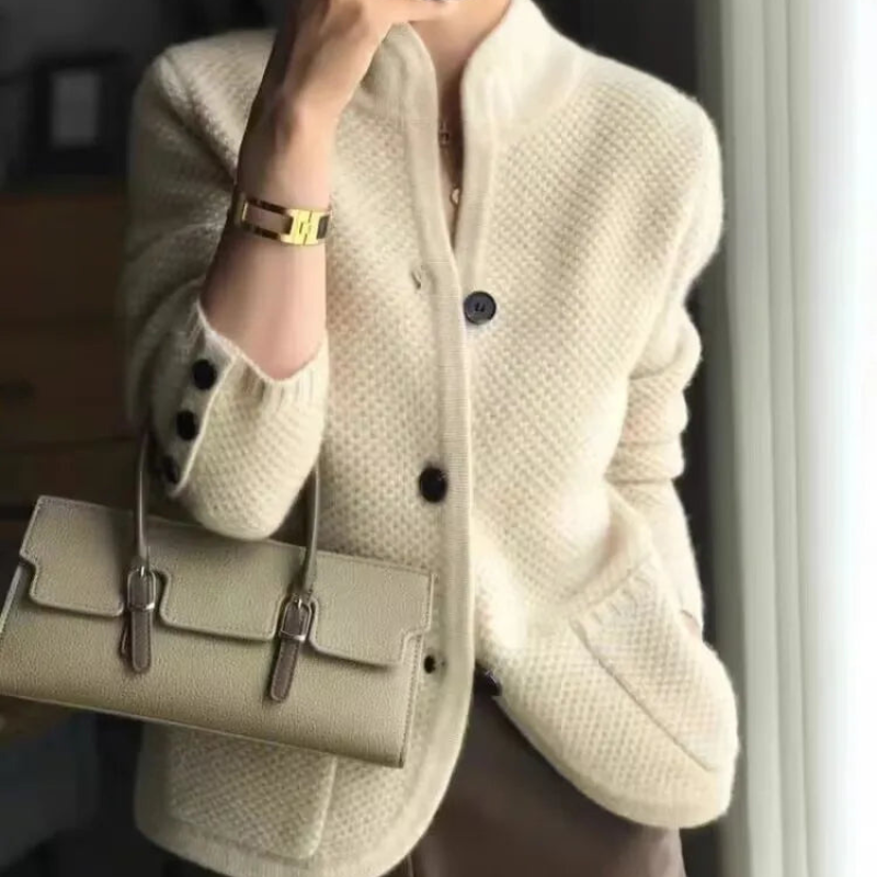 Moderner Damen-Cardigan mit halbem Kragen