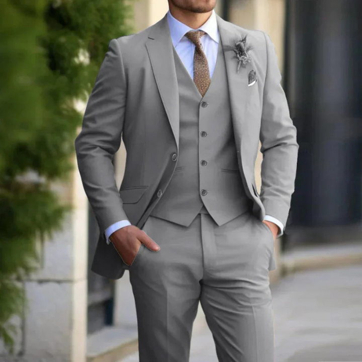 Elegante Abito da Uomo Slim Fit a Tre Pezzi con Giacca, Gilet e Pantaloni Abbinati