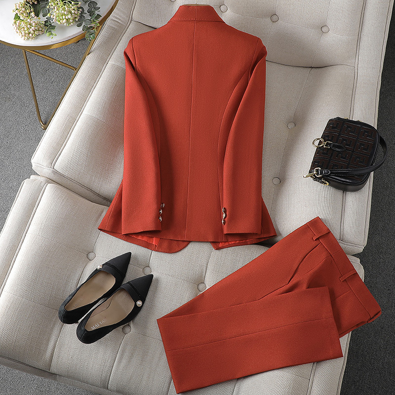 Completo da Donna Elegante - Tailleur Donna Elegante con Blazer e Pantaloni, Versatile per Eventi Formali e Casual 4