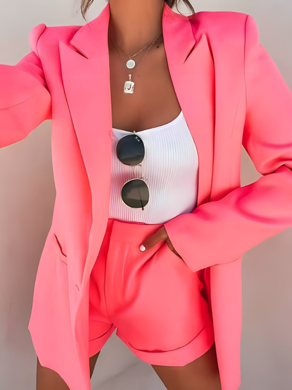 Elegante Completo da Donna: Blazer e Pantaloni Cropped