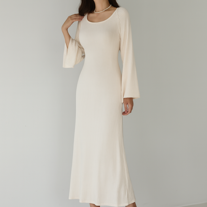 Elegantes Maxi-Kleid mit langen Ärmeln für besondere Anlässe