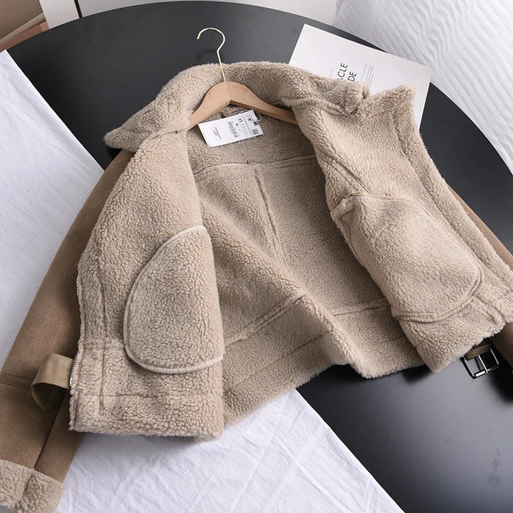 Giacca Pelle Donna Fodera Sherpa Stile Motociclista Comoda e Versatile 5