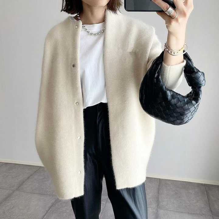 Giacca da Donna Elegante in Maglia Versatile per Look Casual e Formali