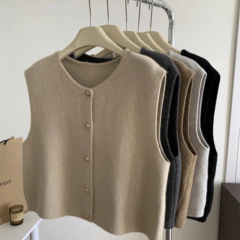 Gilet Donna Senza Maniche con Chiusura a Bottoni per Look Casual e Rilassato 1