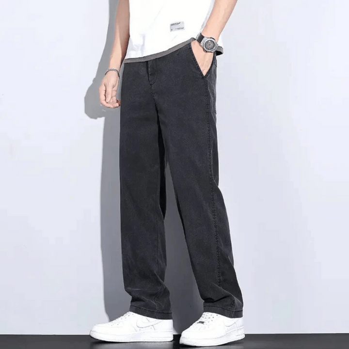 Jeans Urban Stretch in Denim Scuro con Vestibilità Slim - Casual per Ogni Occasione