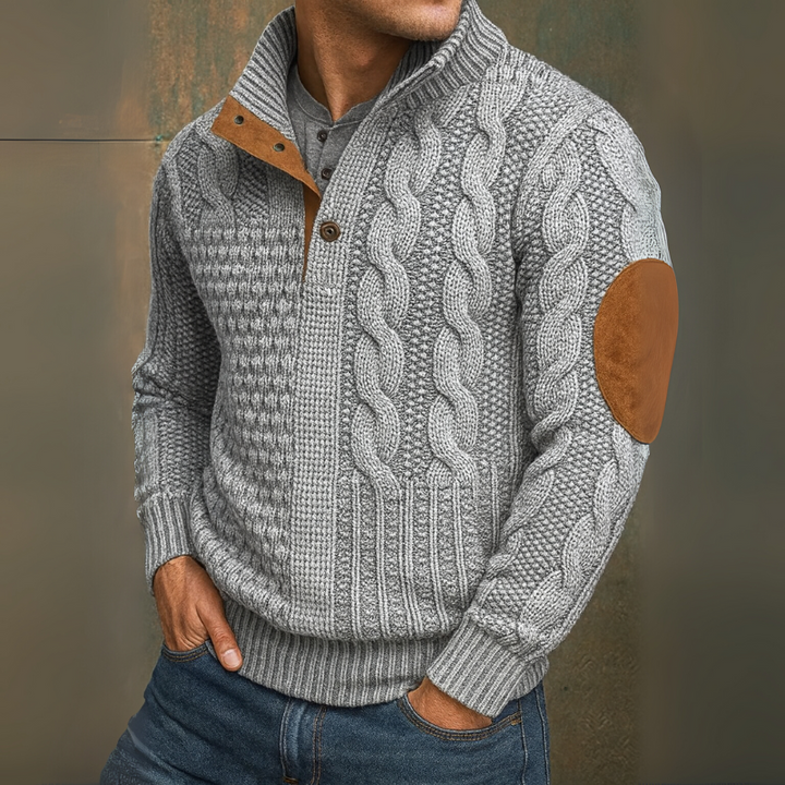 Herrenpullover mit Zopfmuster und Ellbogenpatches