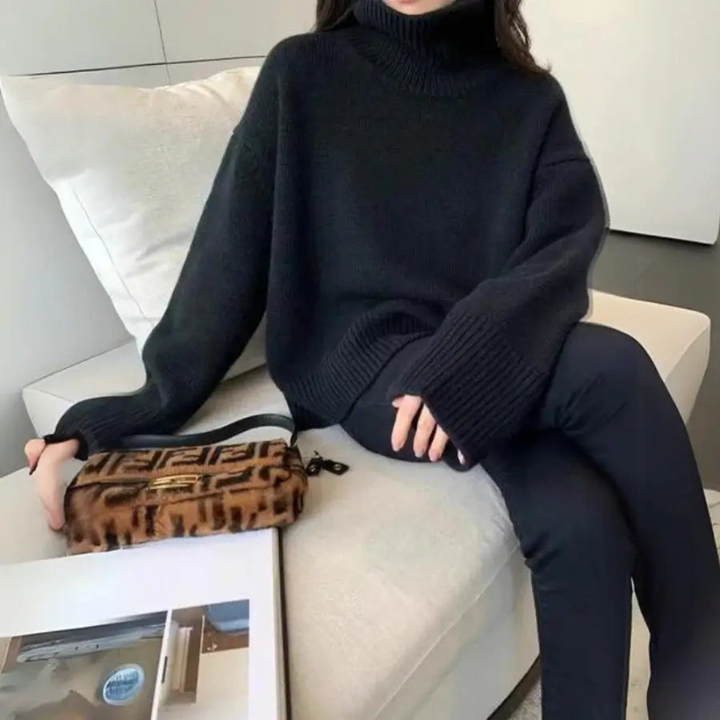 Eleganter Damenpullover aus Wolle mit weitem Schnitt und hohem Kragen