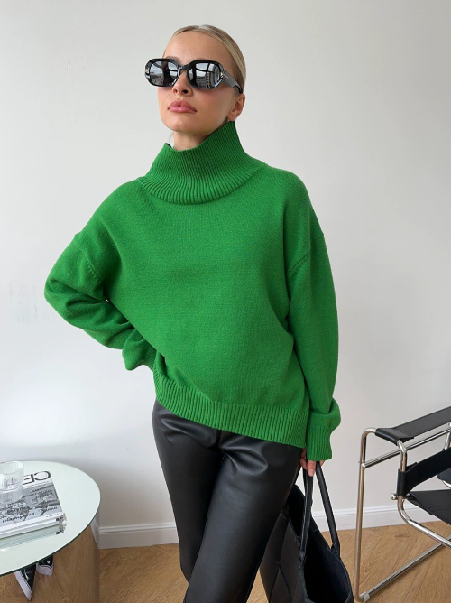 Maglione Donna Oversize Dolcevita in Vari Colori - Comfort e Stile per la Stagione Fredda 0