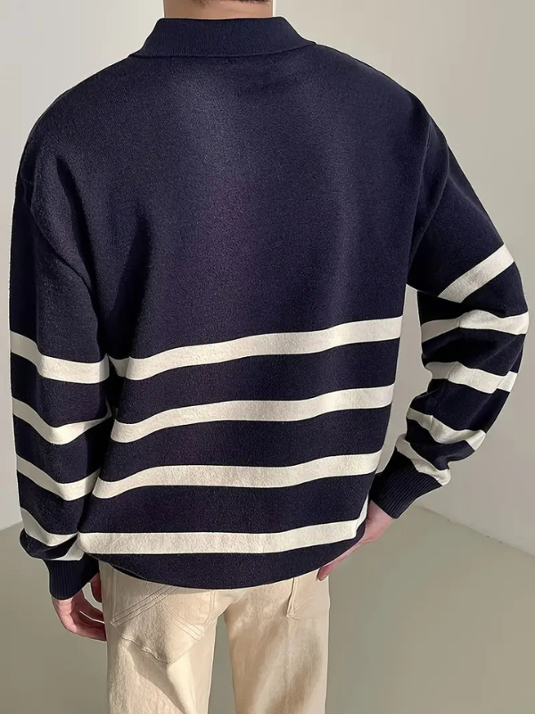 Herrenpullover mit klassischem Design und normaler Passform in Streifen