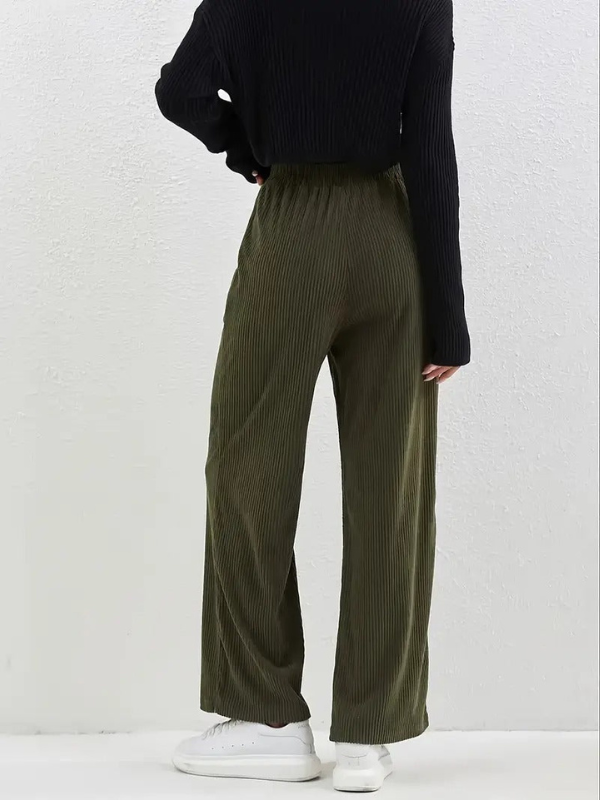 Pantaloni Donna in Corduroy Casual con Vestibilità Relaxed