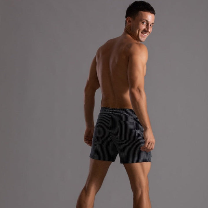 Slim-Fit und lässige Herren-Shorts für den Sommer mit elastischem Bund