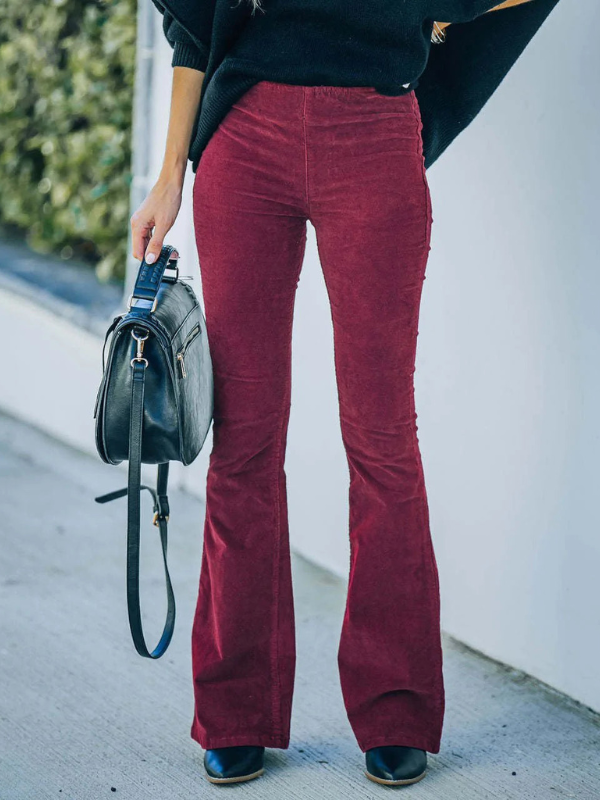 Elegante Damenhose mit Schlag für lässige und formelle Looks