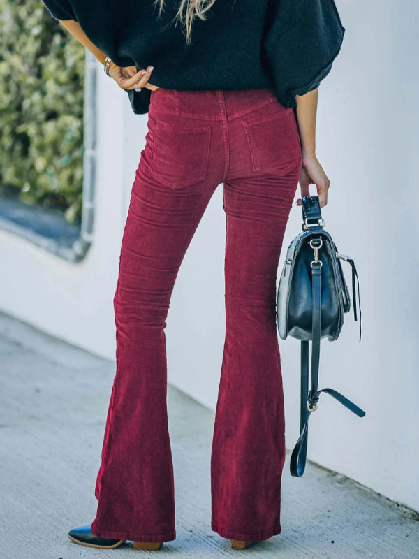 Elegante Damenhose mit Schlag für lässige und formelle Looks