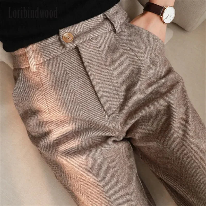 Pantaloni da Donna Affusolati a Matita per Look Elegante e Raffinato 0