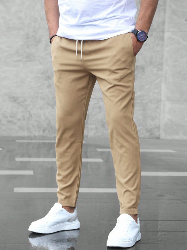 Elegante Stretch-Hosen für Herren, schmal geschnitten für einen modernen, lässigen und semi-formellen Look