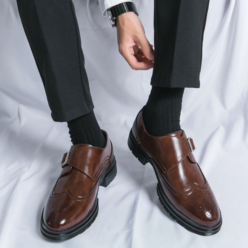 Scarpe Uomo Monk Strap in Pelle Elegante con Chiusura a Fibbia e Dettagli Brogue