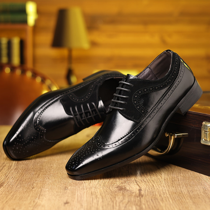 Zapatos Oxford Bicolores para Hombre con Detalles Brogue