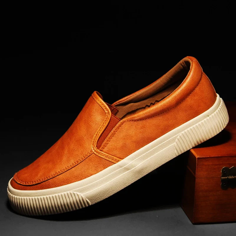 Scarpe da Uomo Slip-On Eleganti in Pelle con Comfort e Design Moderno 0