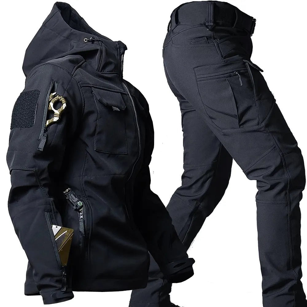 Set da uomo in softshell impermeabile e antivento per escursioni e campeggio