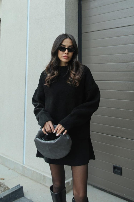 Set in Due Pezzi per Donne: Maglione Oversize e Gonna Aderente Chic per l'Autunno 5