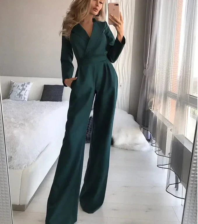 Tuta Elegante Donna Alva Chic e Comoda per Occasioni Formali e Informali 2