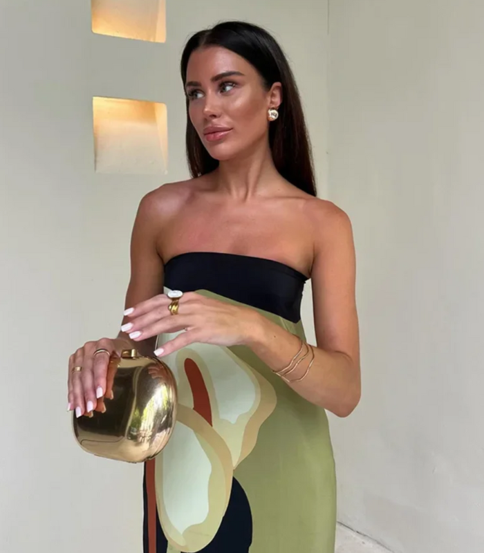 Elegantes Damenkleid mit Herz-Ausschnitt - Damenbekleidung für besondere Anlässe