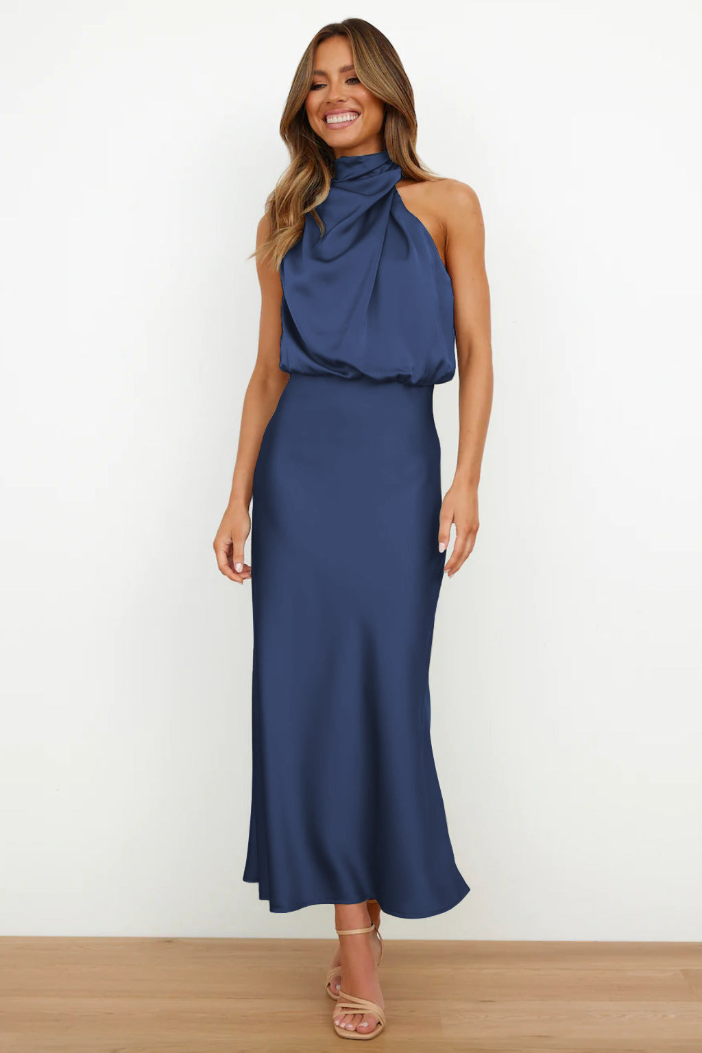 Vestito Lungo Estivo Elegante da Donna con Scollo Halter 13